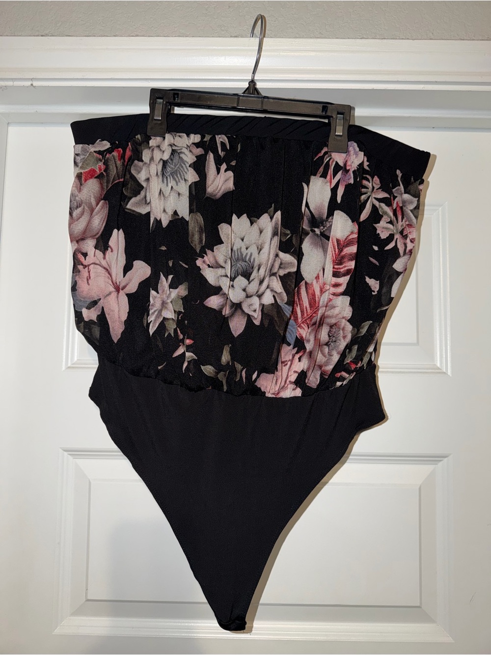 Fashion Nova Black Floral Strapless Ruched Bodysuit